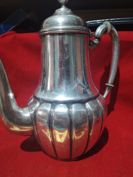 Ceainic antic alpaca placata cu argint,